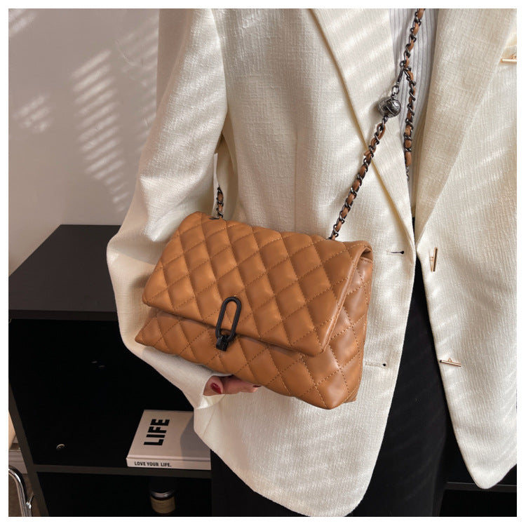 Noelle – Chain Crossbody Bag