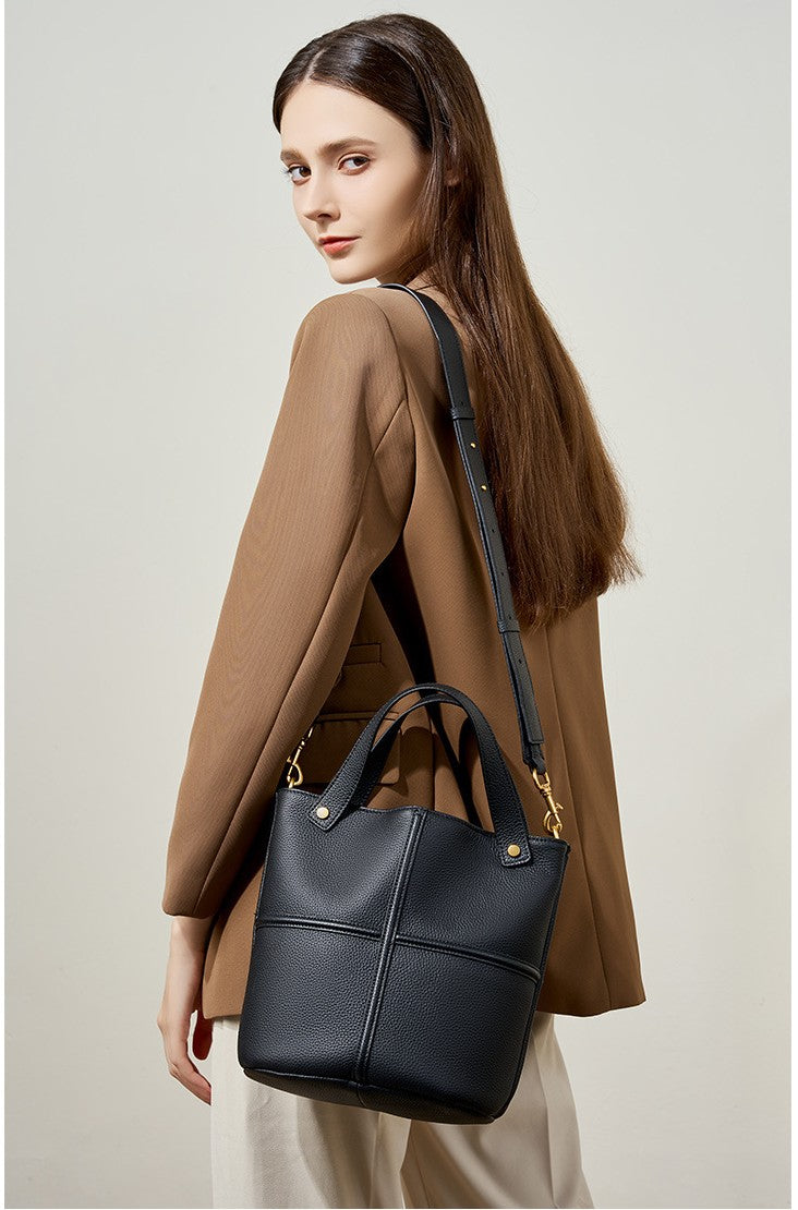 Noir Atelier Tote