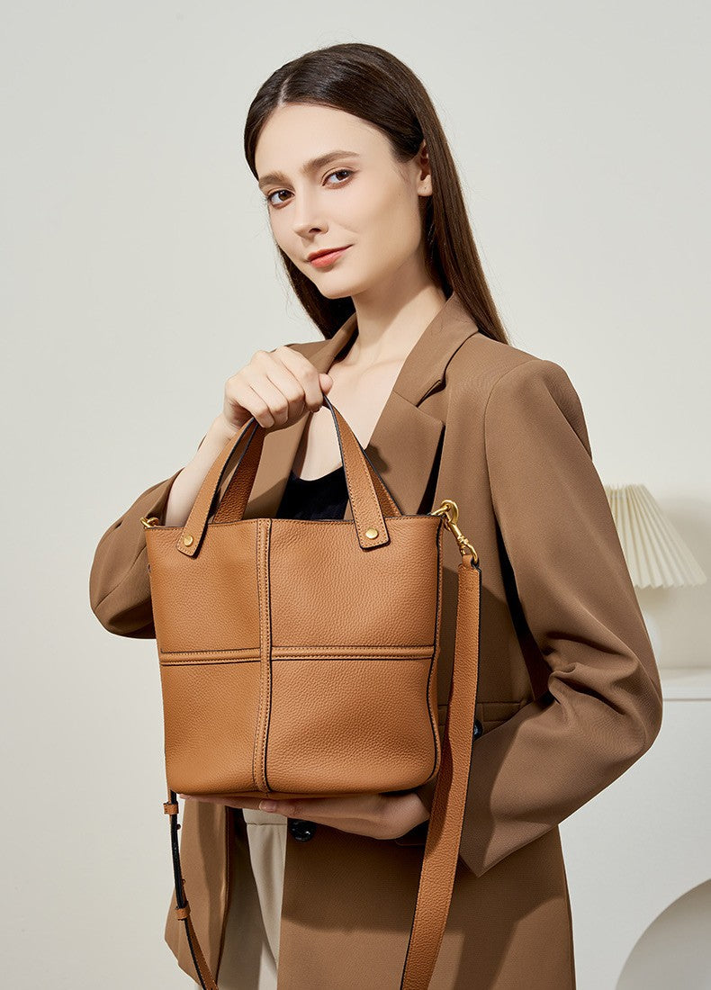 Noir Atelier Tote
